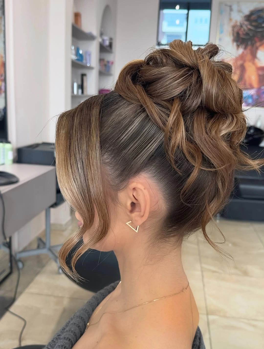 september hairstyles ideas 2026 Highlighted Updo With Face Framing Pieces