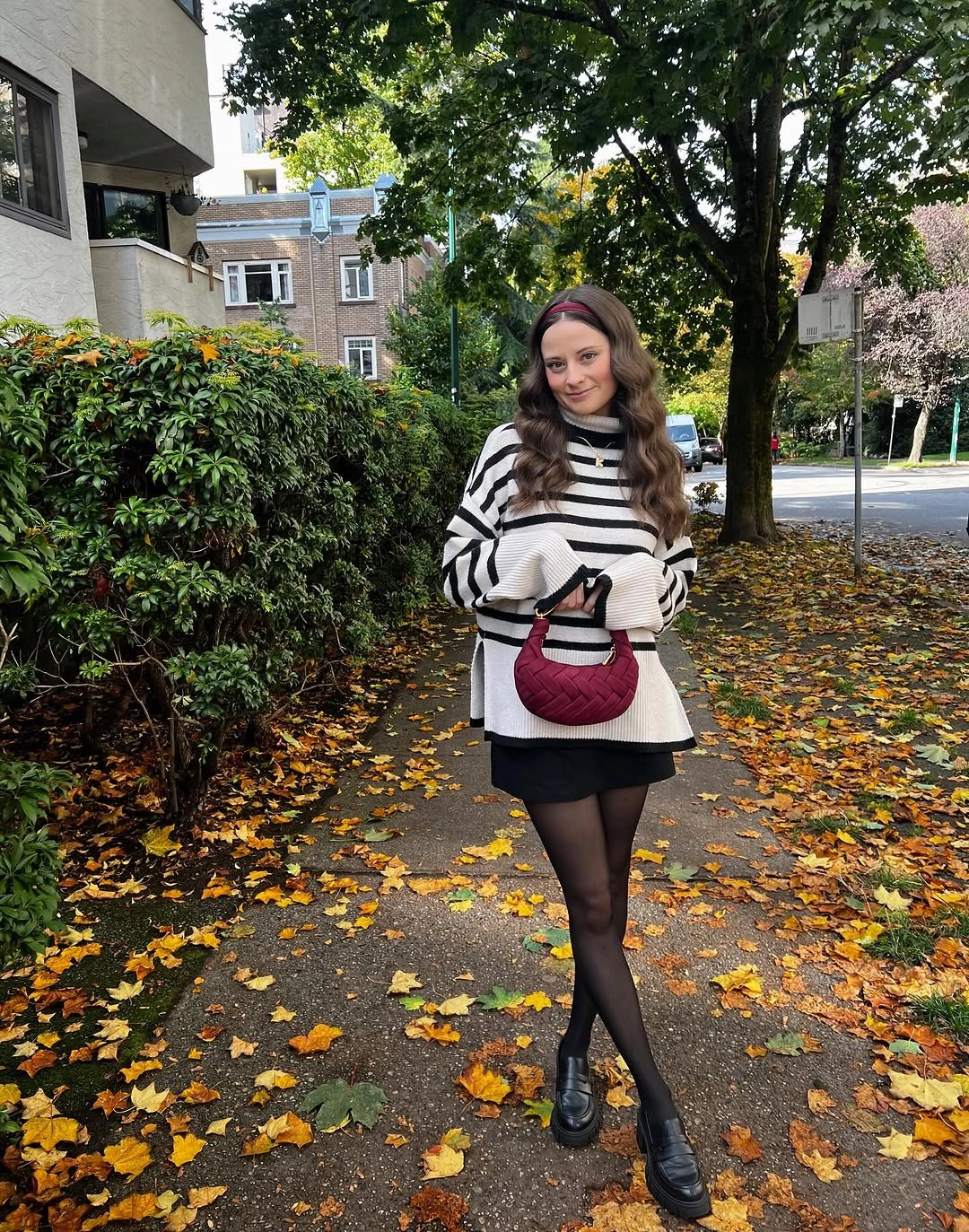 september outfits ideas 2026 Striped Sweater With Mini Skirt And Tights