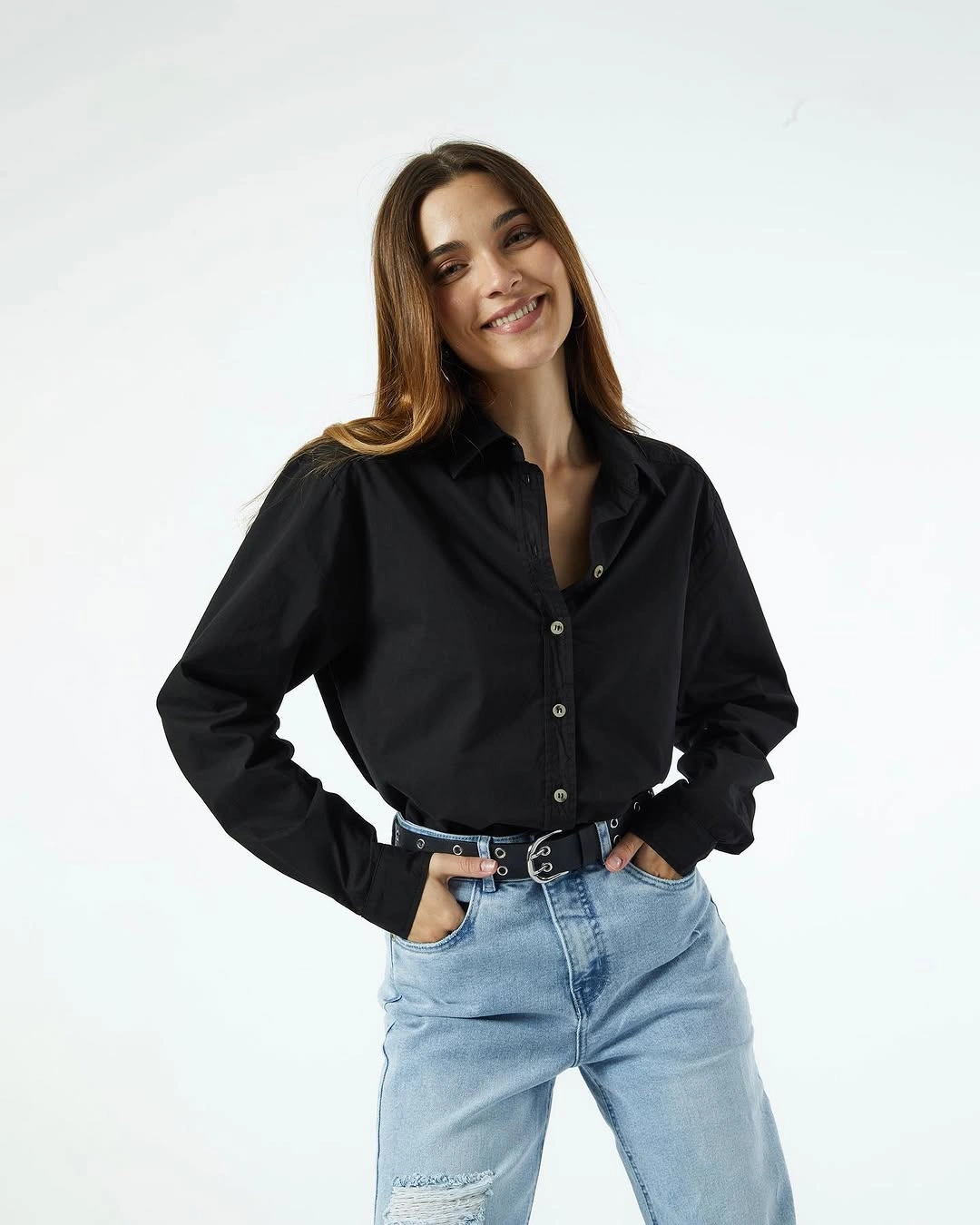 what are must-have fall outfits for 2026 + Black Button-Down With Light Denim and a Statement Belt
