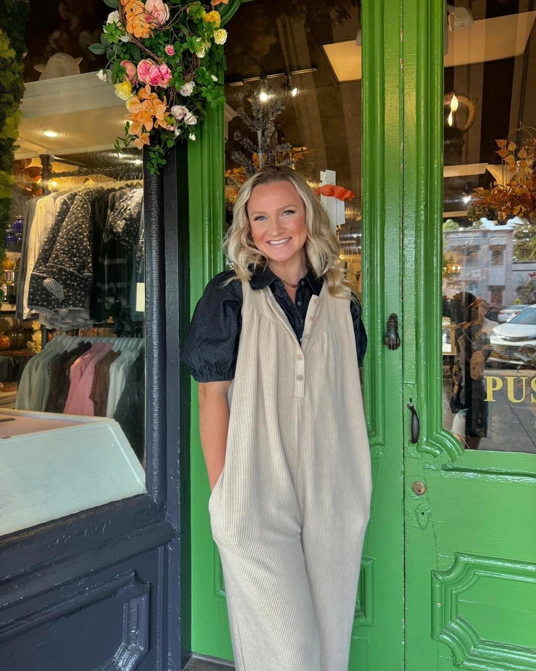what are the best fall outfits for casual days? Neutral Corduroy Overalls With a Black Puff-Sleeve Top