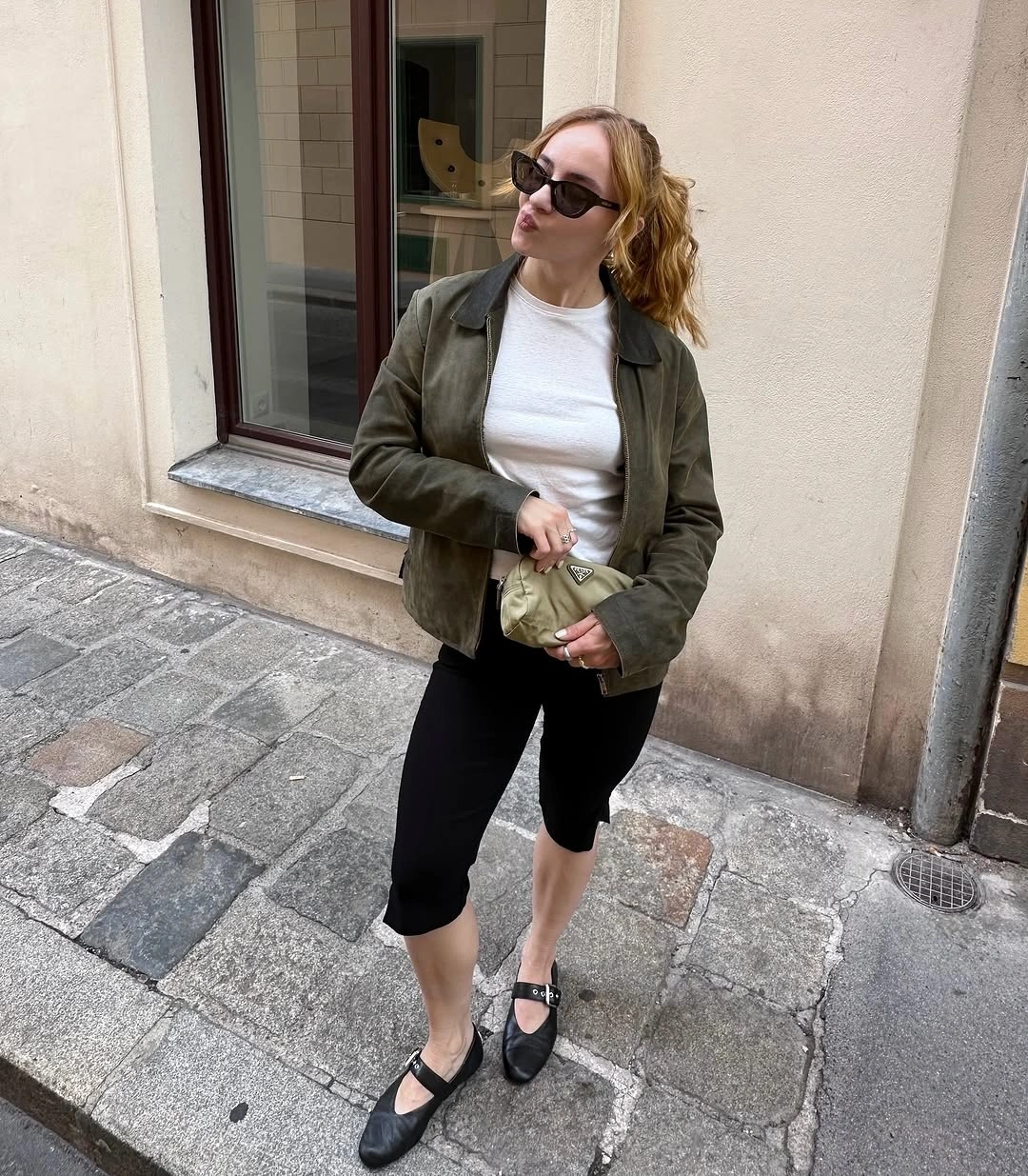 what are the best fall outfits for casual days? Olive Suede Jacket With Cropped Black Pants