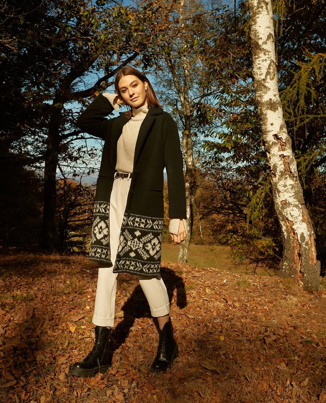 what are the best fall outfits for casual days? Patterned Long Coat With Cream Trousers