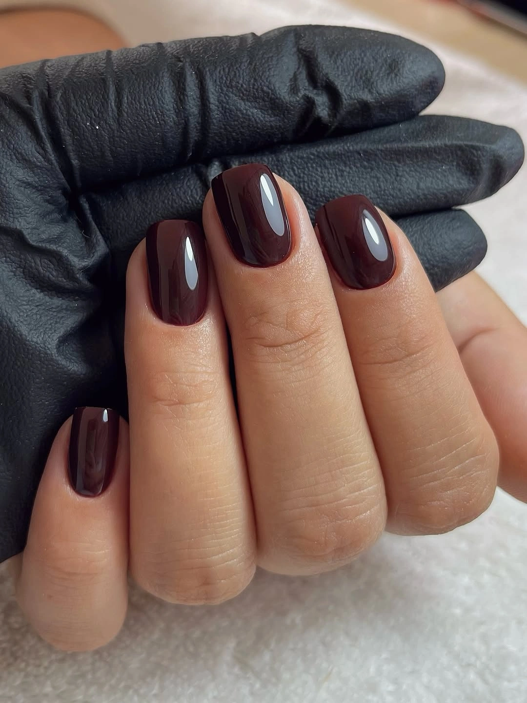 Fall nail idea: short oval deep burgundy manicure