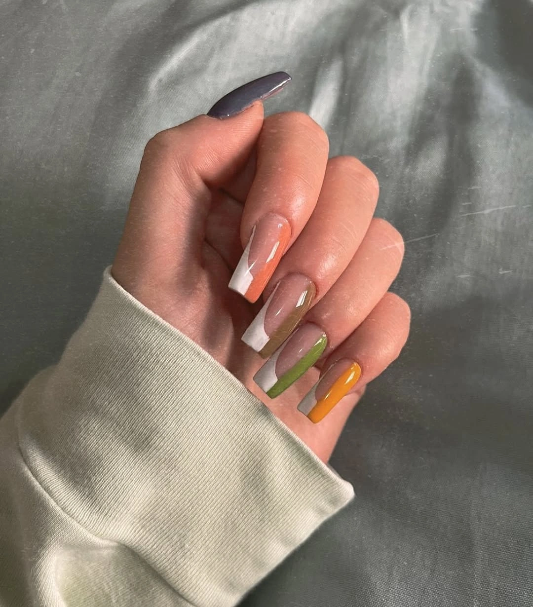 layered taupe and white french lines