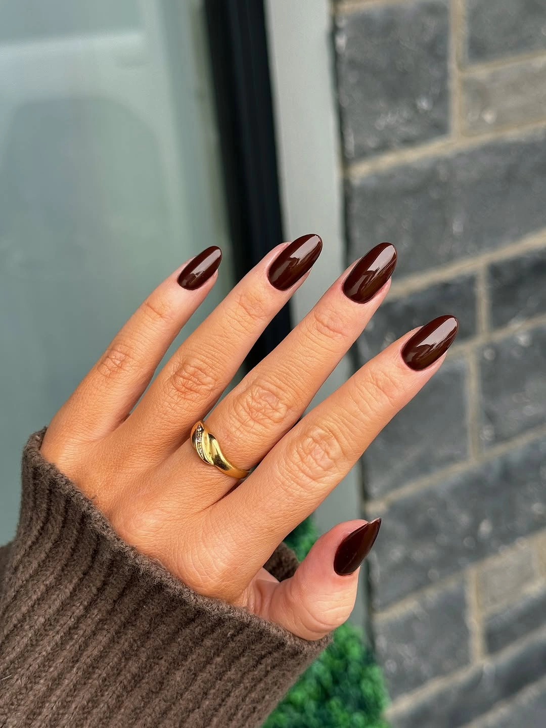 burgundy tips with a long clean line