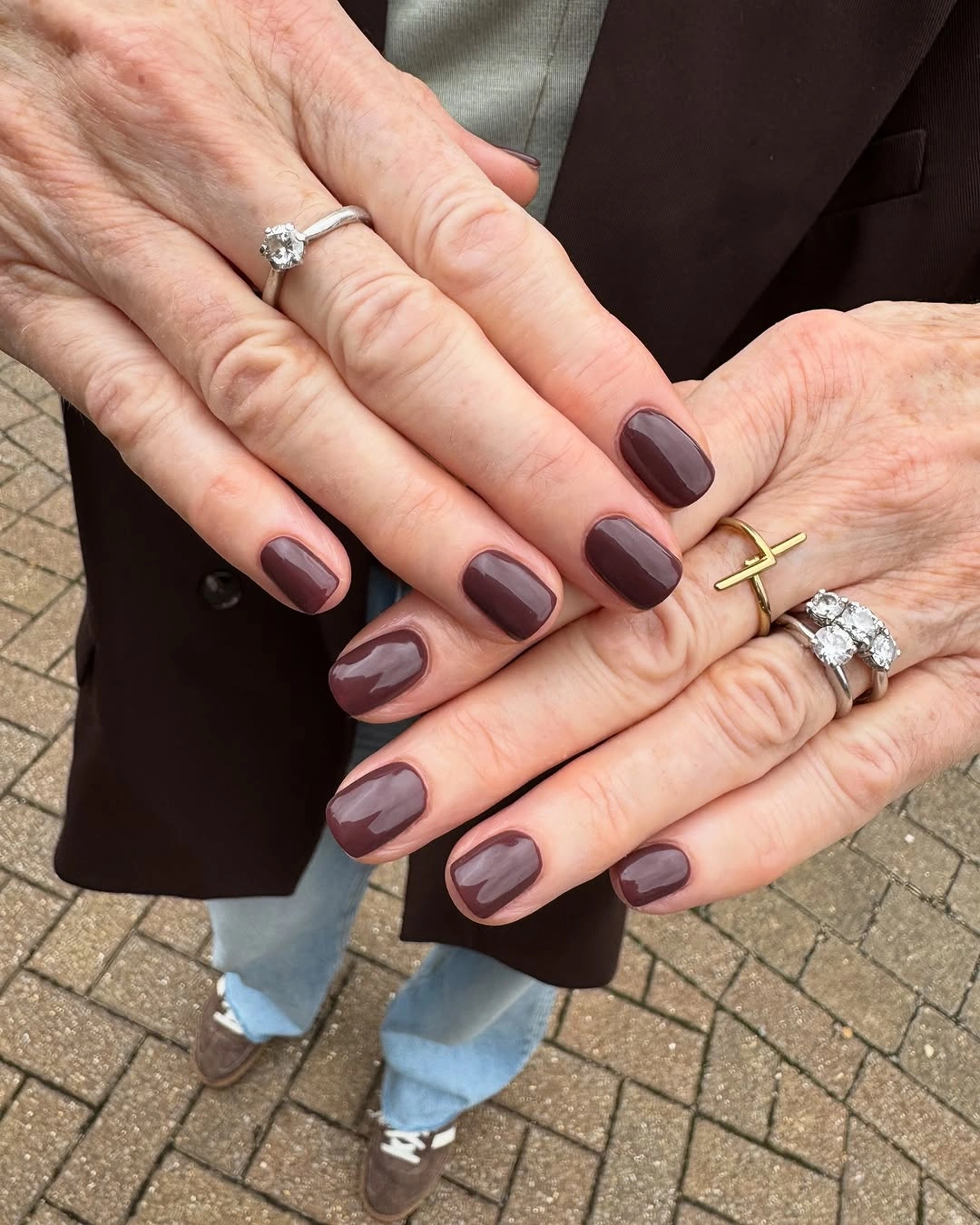 soft mauve and wine for short nails