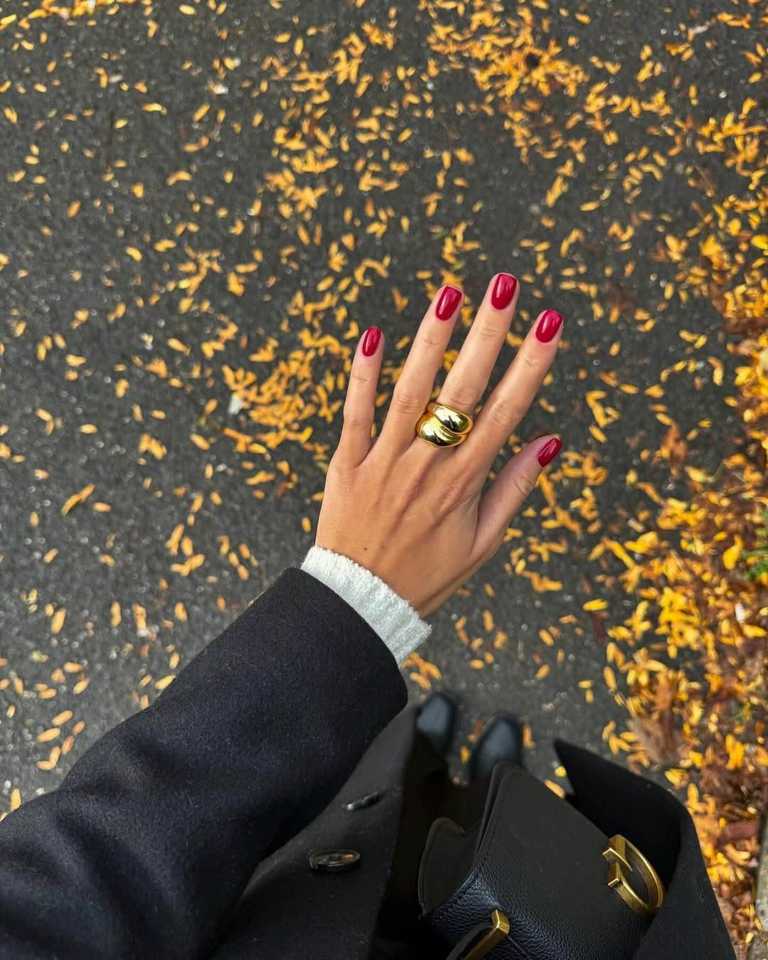 Classic glossy red fall nails