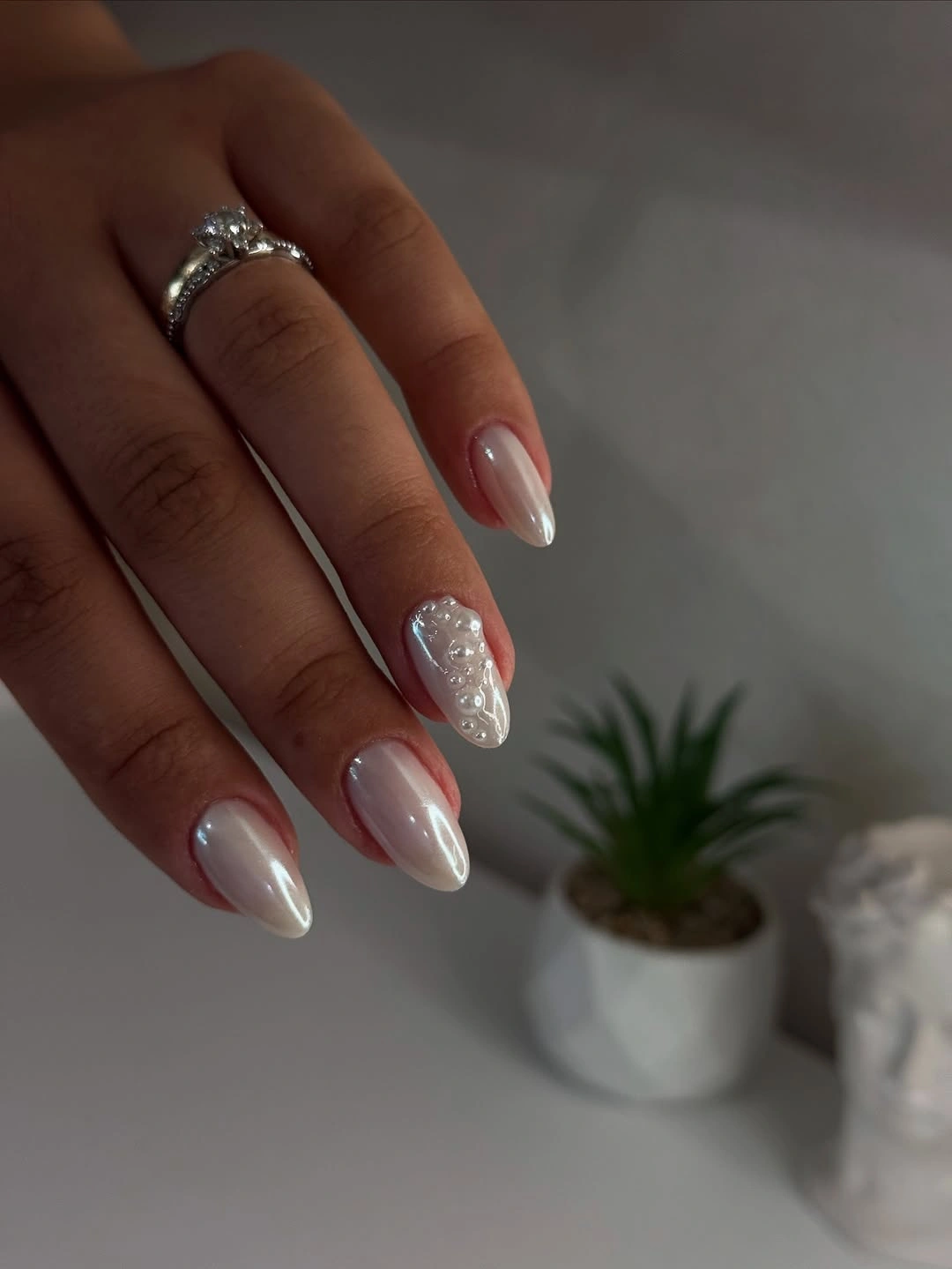 glossy brown nails with tortoise-like accent panels