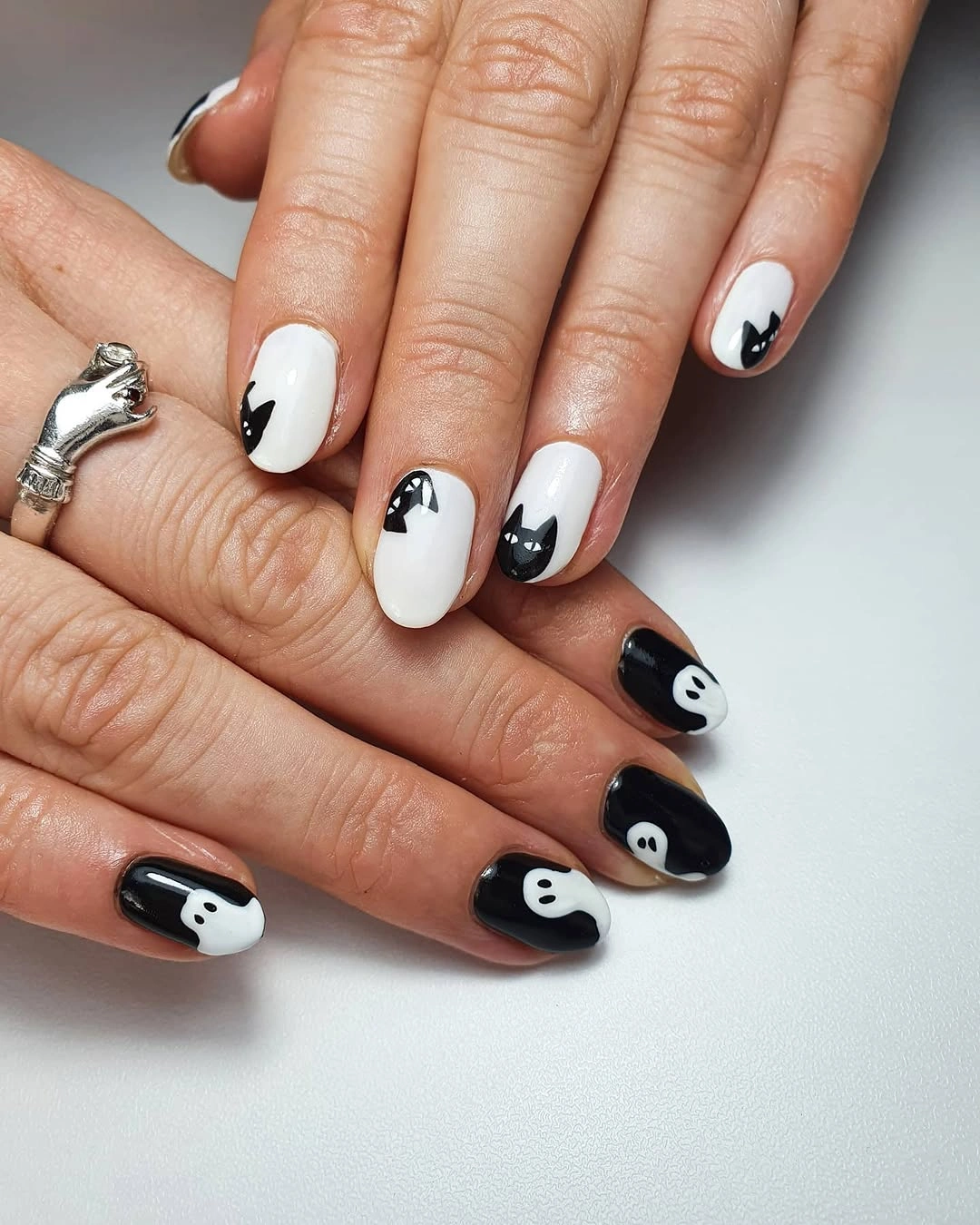 Medium rounded black white nails with ghost faces