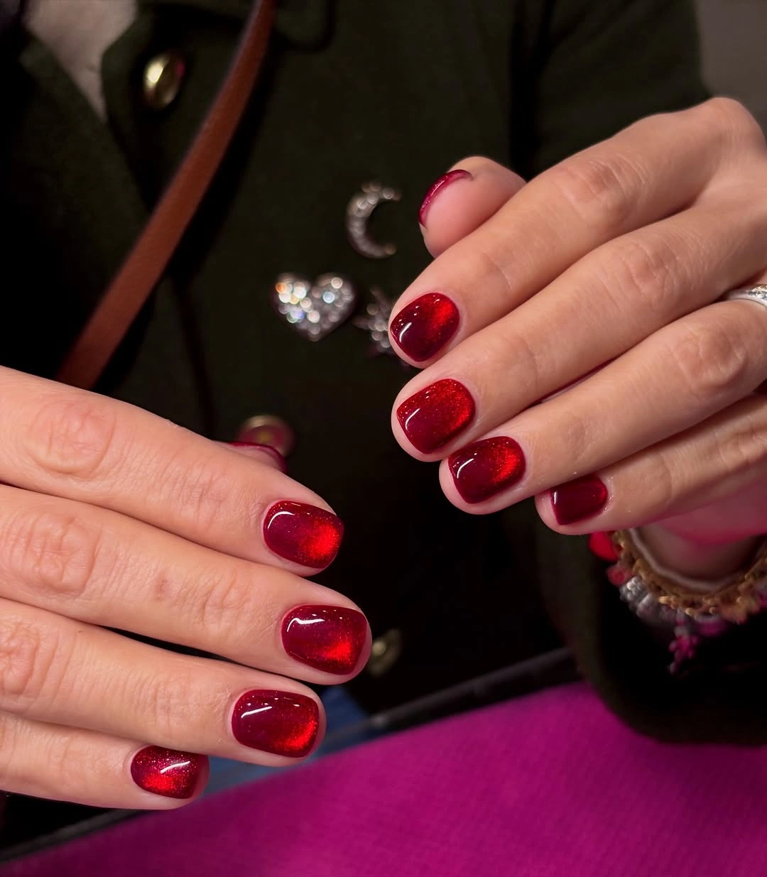 Deep red shimmer short nails with rounded square shape