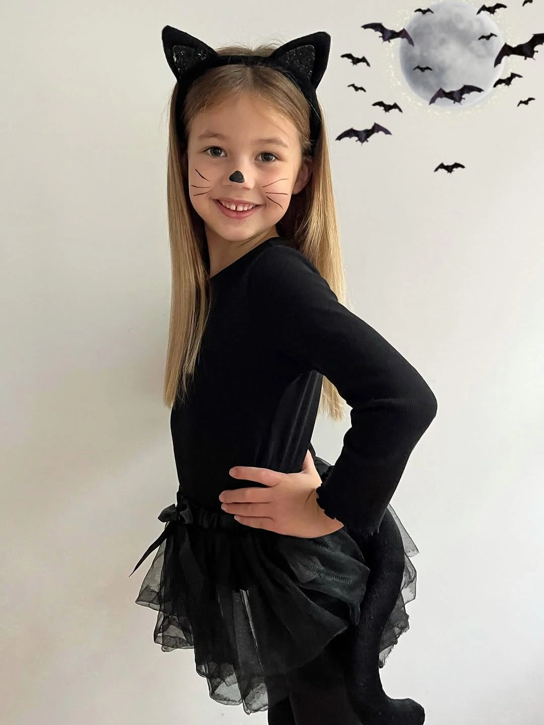 Black tulle skirt costume with cat-ear headband for girls