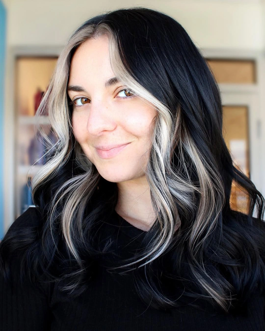 Dark waves with silver blonde face framing panels